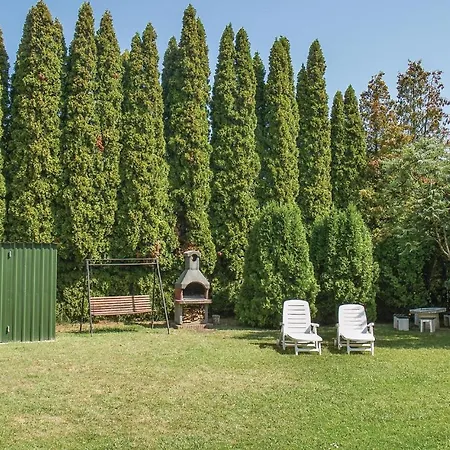 Beautiful In W/ 2 Bedrooms